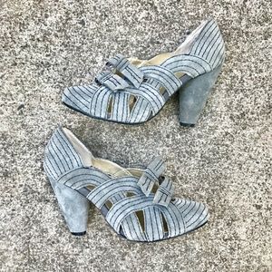 Seychelles Evelina Strappy Suede Bow Pumps